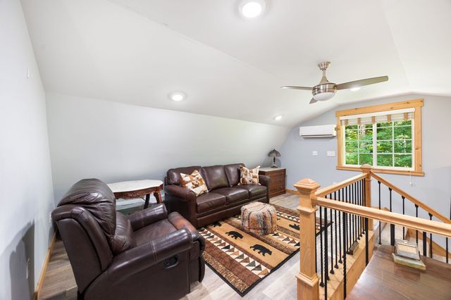 800 Reynolds Bridge Rd, Benton, TN 37307