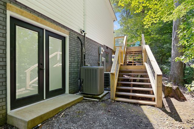 800 Reynolds Bridge Rd, Benton, TN 37307