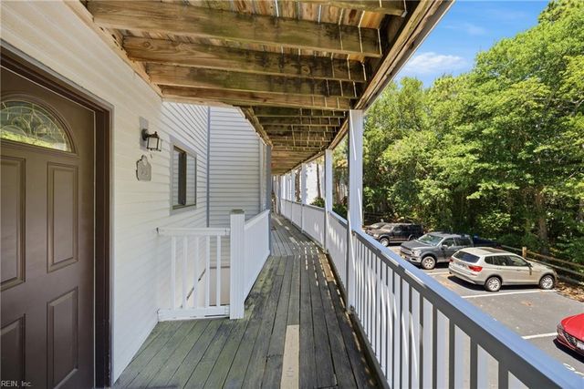 3200 Lynnhaven Dr Apt 202, Virginia Beach, VA 23451