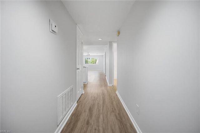 3200 Lynnhaven Dr Apt 202, Virginia Beach, VA 23451