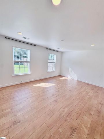 144 Sunny Ray Drive, Duncan, SC 29334