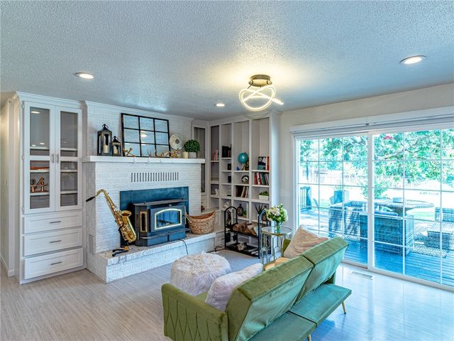 12136 Bedrock Lane, Bentonville, AR 72712