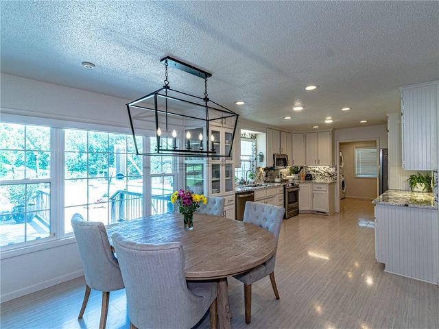 12136 Bedrock Lane, Bentonville, AR 72712