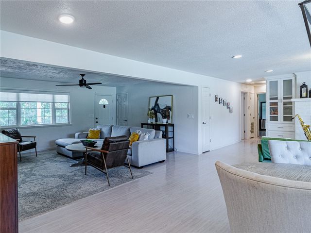 12136 Bedrock Lane, Bentonville, AR 72712