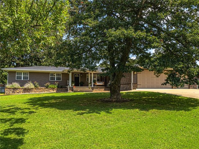 12136 Bedrock Lane, Bentonville, AR 72712