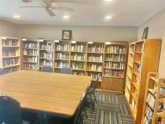 1270 NW 49th St, Deerfield Beach, FL 33064