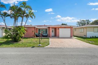1270 NW 49th St, Deerfield Beach, FL 33064