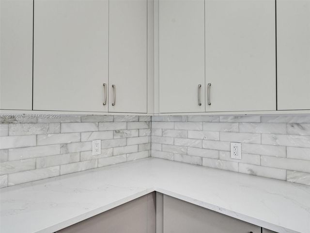 3863 SW 53rd Pl, Hollywood, FL 33312