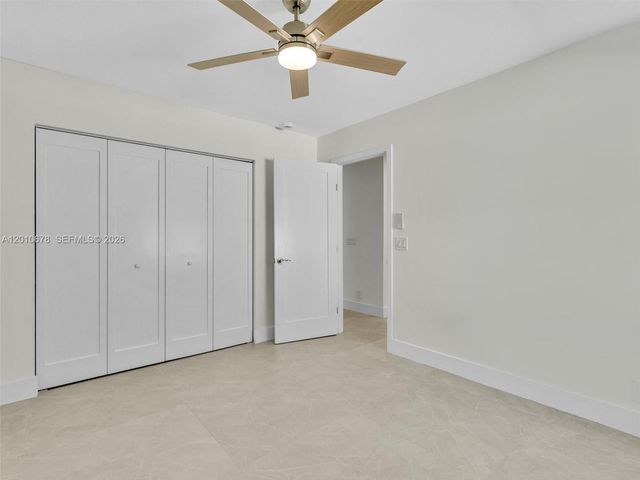 3863 SW 53rd Pl, Hollywood, FL 33312