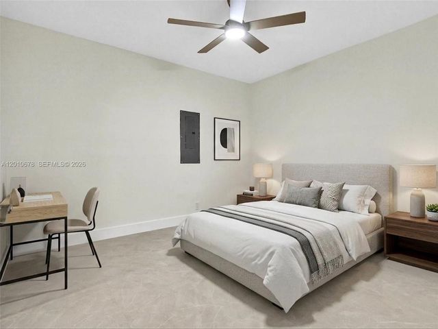 3863 SW 53rd Pl, Hollywood, FL 33312