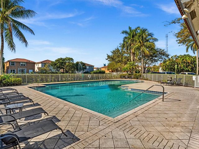 3863 SW 53rd Pl, Hollywood, FL 33312
