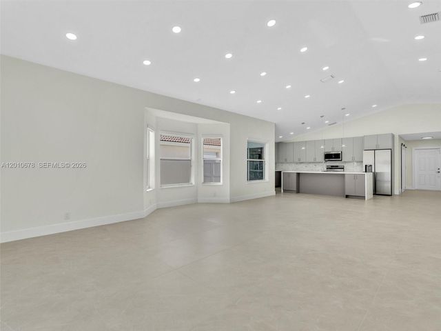 3863 SW 53rd Pl, Hollywood, FL 33312