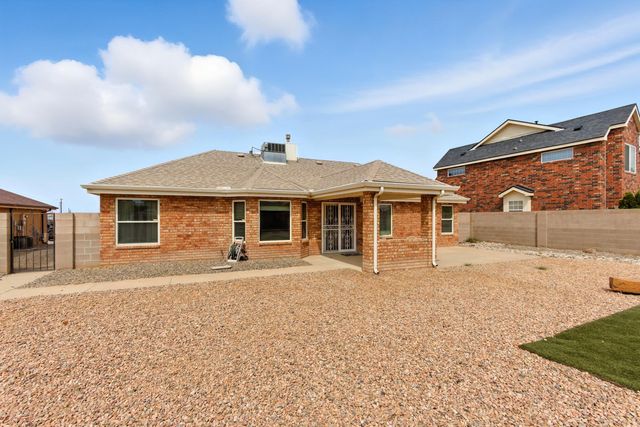 1666 LOS CERRITOS Road NW, Los Lunas, NM 87031