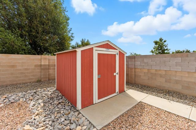 1666 LOS CERRITOS Road NW, Los Lunas, NM 87031