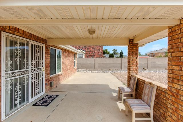 1666 LOS CERRITOS Road NW, Los Lunas, NM 87031