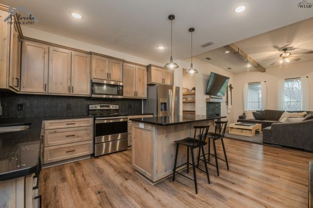 3018 PARKHILL ROAD, Wichita Falls, TX 76310