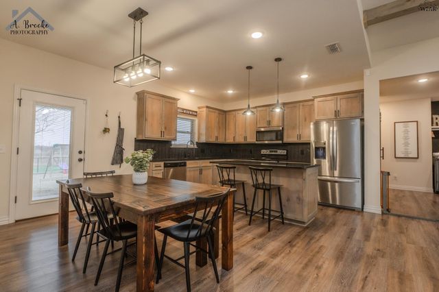 3018 PARKHILL ROAD, Wichita Falls, TX 76310