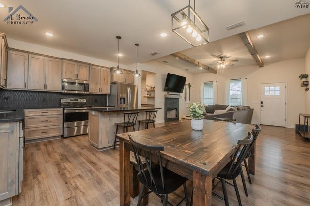 3018 PARKHILL ROAD, Wichita Falls, TX 76310