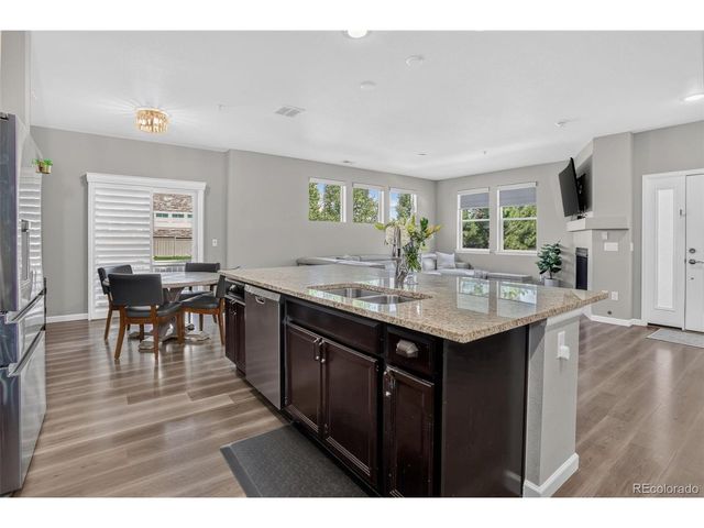 24847 E Calhoun Pl B, Aurora, CO 80016