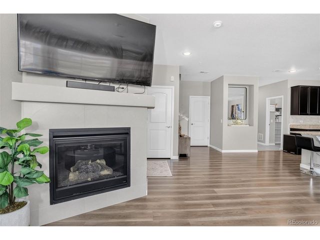 24847 E Calhoun Pl B, Aurora, CO 80016