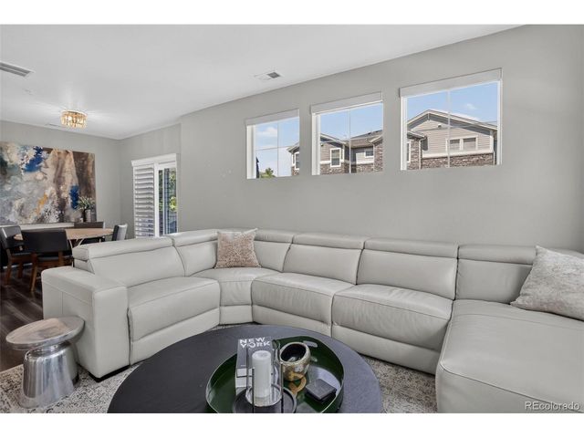 24847 E Calhoun Pl B, Aurora, CO 80016