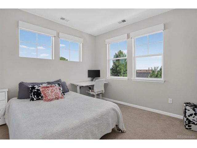 24847 E Calhoun Pl B, Aurora, CO 80016