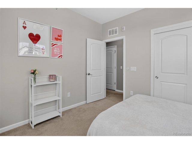 24847 E Calhoun Pl B, Aurora, CO 80016