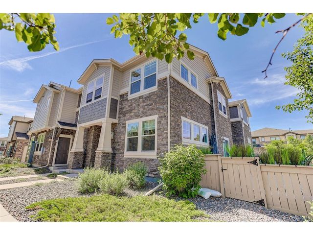 24847 E Calhoun Pl B, Aurora, CO 80016