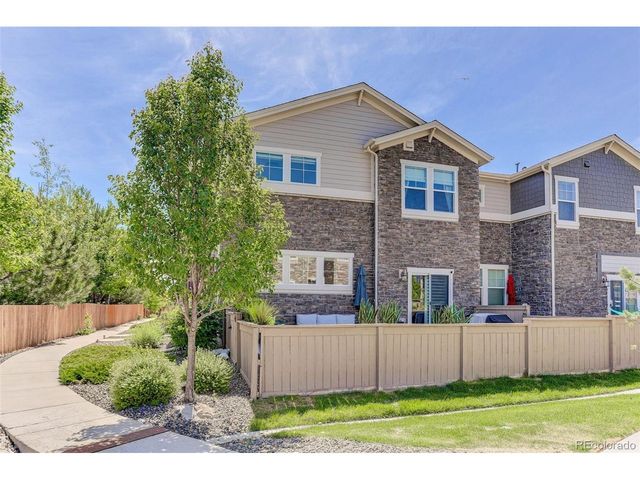 24847 E Calhoun Pl B, Aurora, CO 80016