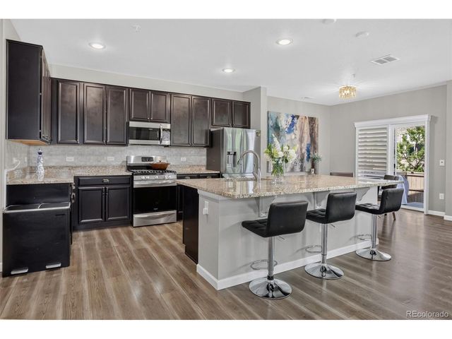 24847 E Calhoun Pl B, Aurora, CO 80016