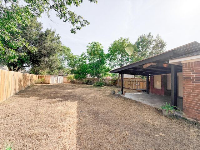 19703 Vista Lake Court, Cypress, TX 77433