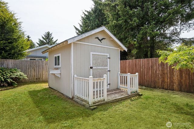 167 Polaris Boulevard SW, Ocean Shores, WA 98569