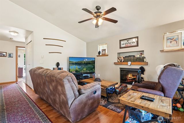 167 Polaris Boulevard SW, Ocean Shores, WA 98569