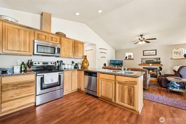 167 Polaris Boulevard SW, Ocean Shores, WA 98569