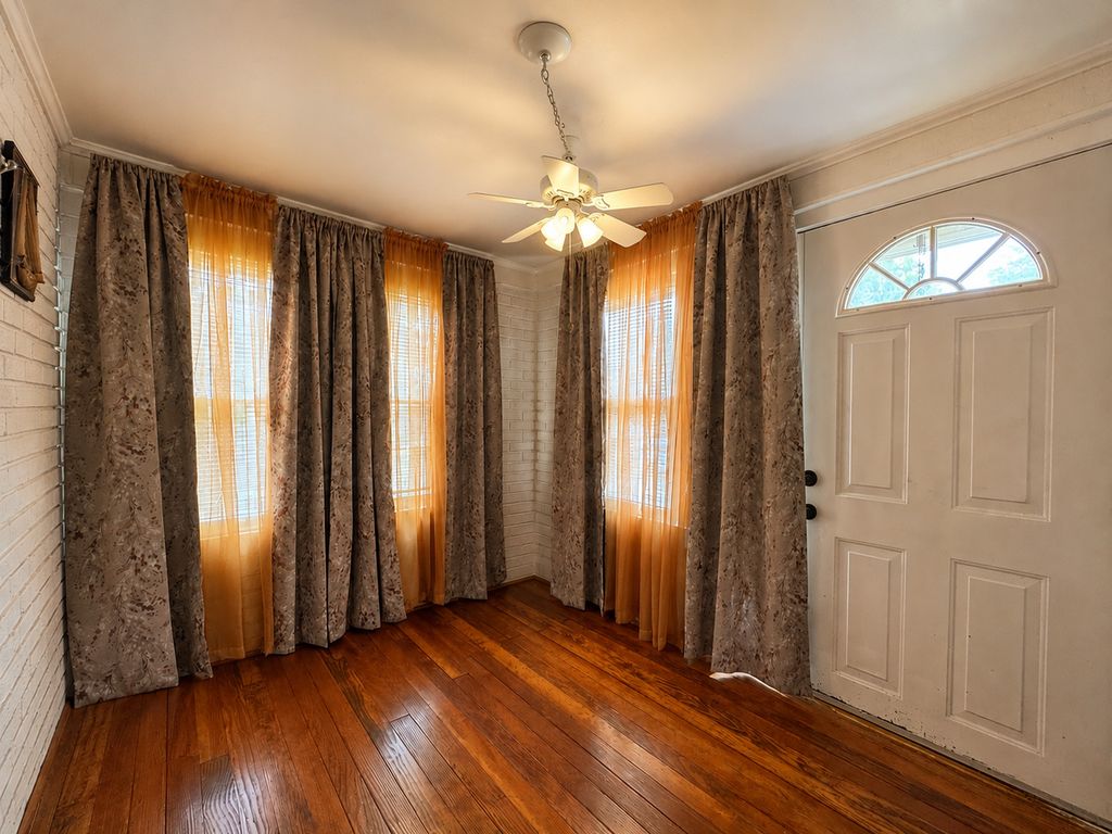 Image 20 of property listing at 1800 Franklin Avenue, Mt Vernon, IL 62864