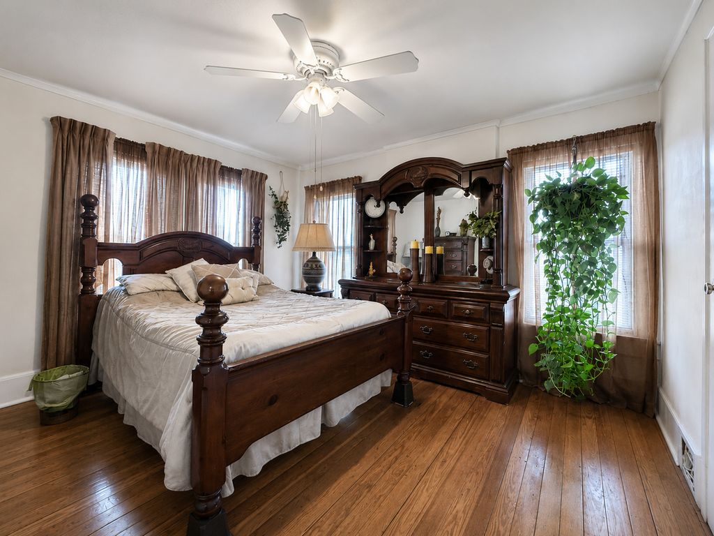 Image 24 of property listing at 1800 Franklin Avenue, Mt Vernon, IL 62864