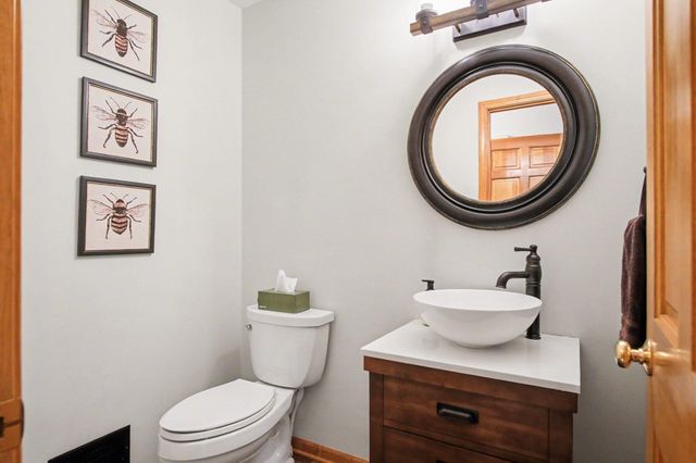 1410 Windy Ridge SE, Ada, MI 49301