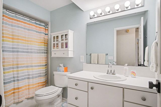 1410 Windy Ridge SE, Ada, MI 49301