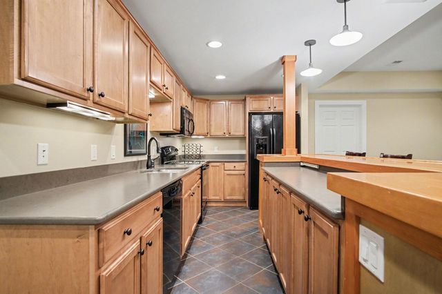 1410 Windy Ridge SE, Ada, MI 49301