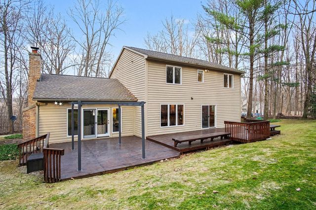 1410 Windy Ridge SE, Ada, MI 49301