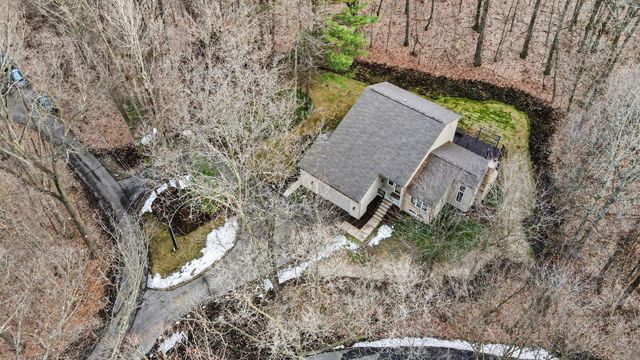 1410 Windy Ridge SE, Ada, MI 49301