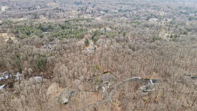 1410 Windy Ridge SE, Ada, MI 49301