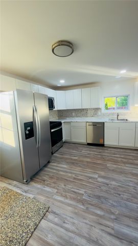3313 BURTON Avenue, Erie, PA 16504