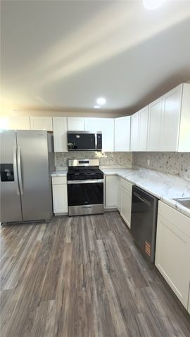 3313 BURTON Avenue, Erie, PA 16504