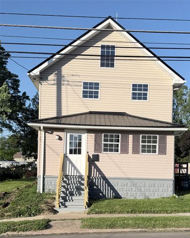 3313 BURTON Avenue, Erie, PA 16504