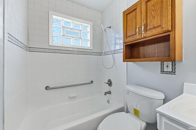 3007 E Tillman Road, Fort Wayne, IN 46816