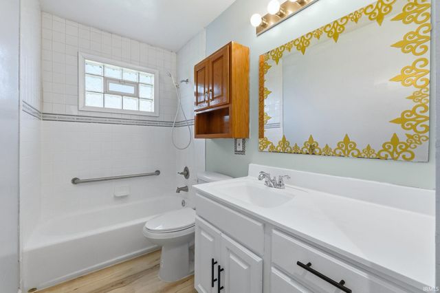 3007 E Tillman Road, Fort Wayne, IN 46816