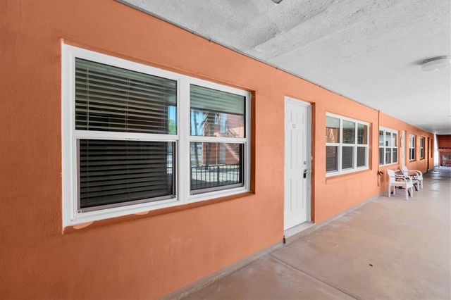 121 46TH AVENUE 1G, St Pete Beach, FL 33706