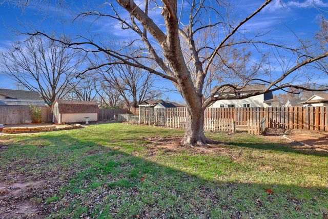 11540 W Hardtner Ave, Wichita, KS 67212