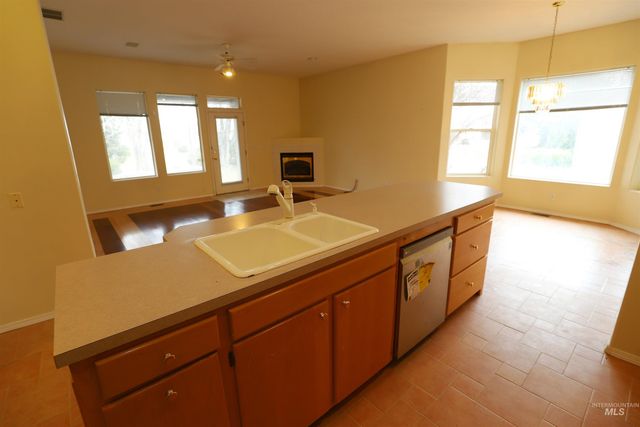 1368 Stoneybrook Circle, Twin Falls, ID 83301